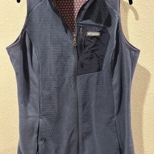 Columbia Women's blue Vest